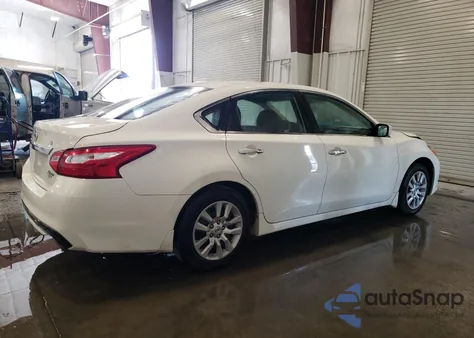 2017 Nissan Altima 2.5 из США, поврежденный, VIN 1N4AL3AP7HN343207